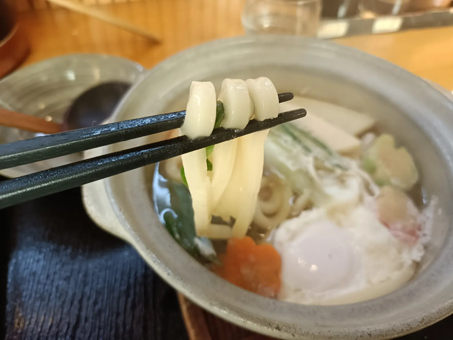 「麺処よしだや」４種類の削り節をブレンドした出汁が美味しい本格手打ちうどん【氷見市】-2