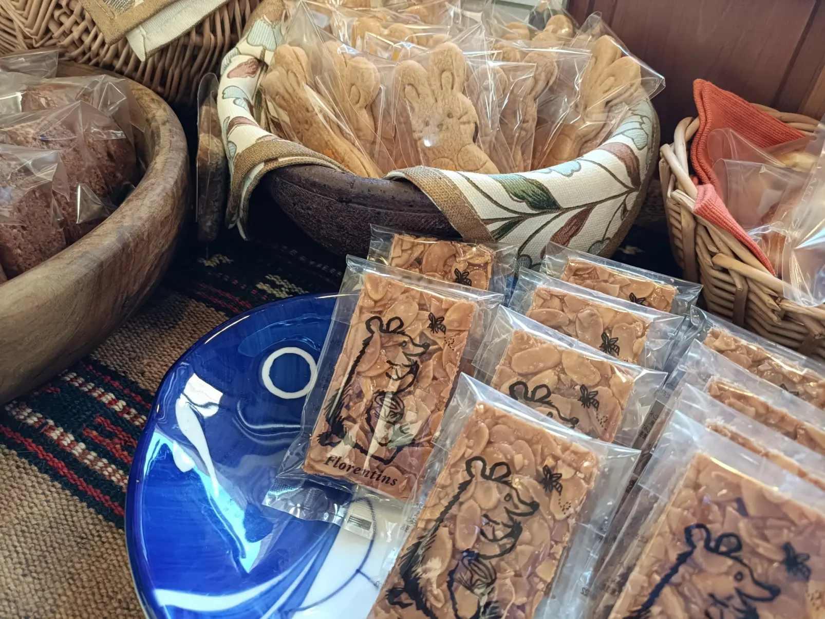 「菓子工房グリュッケンベルグ」焼き菓子とBean to Barチョコレートがおすすめ【富山市】-0