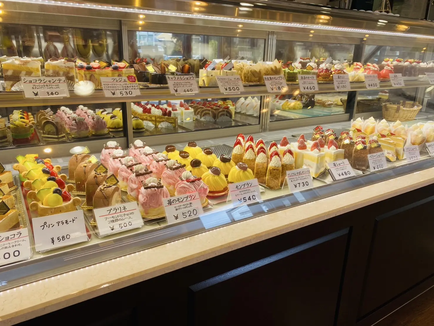 「フランス菓子＆カフェ ラ・ピニヨン」とろとろでなめらか！王様のプリン【砺波市】-2