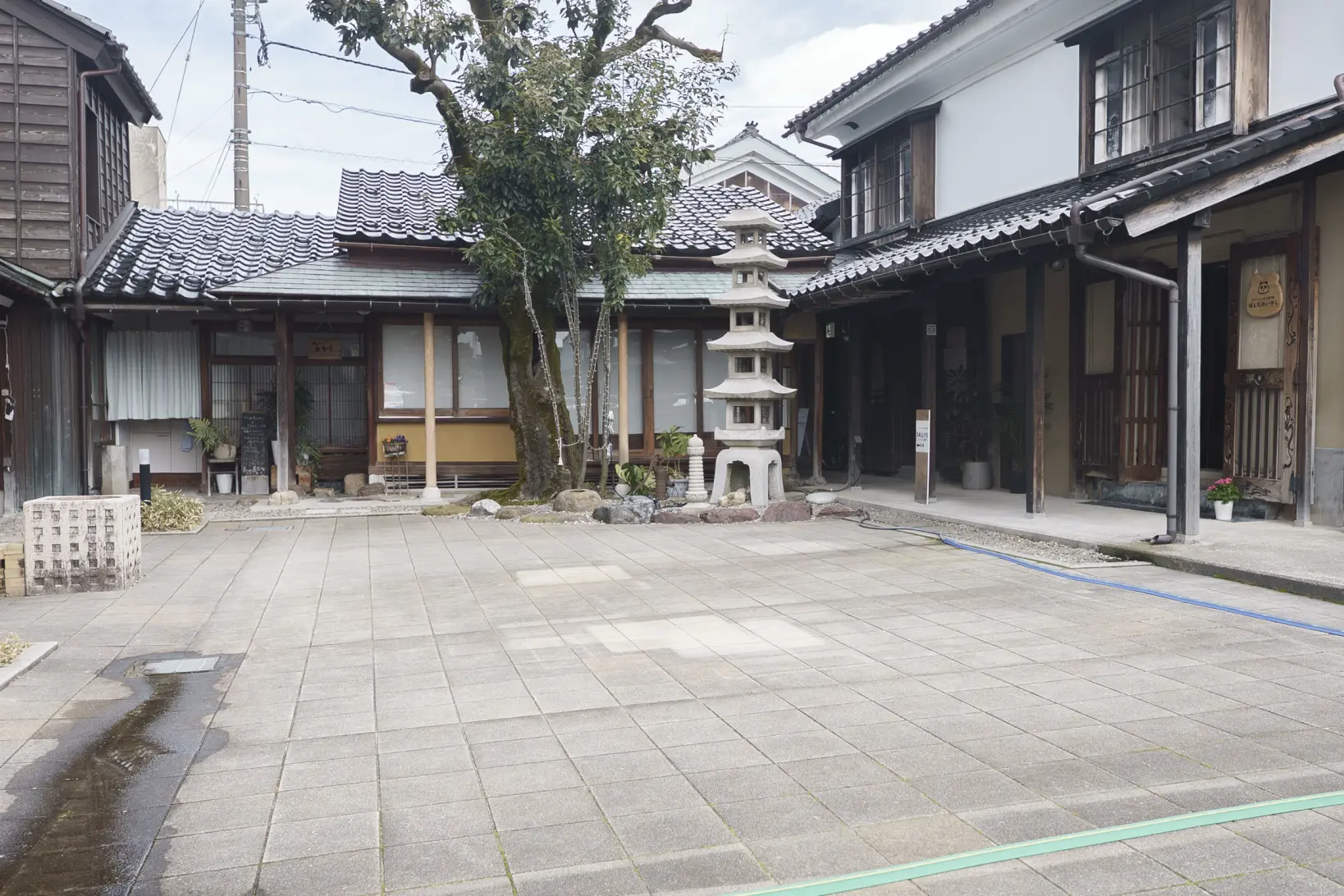 開放感のある中庭-0