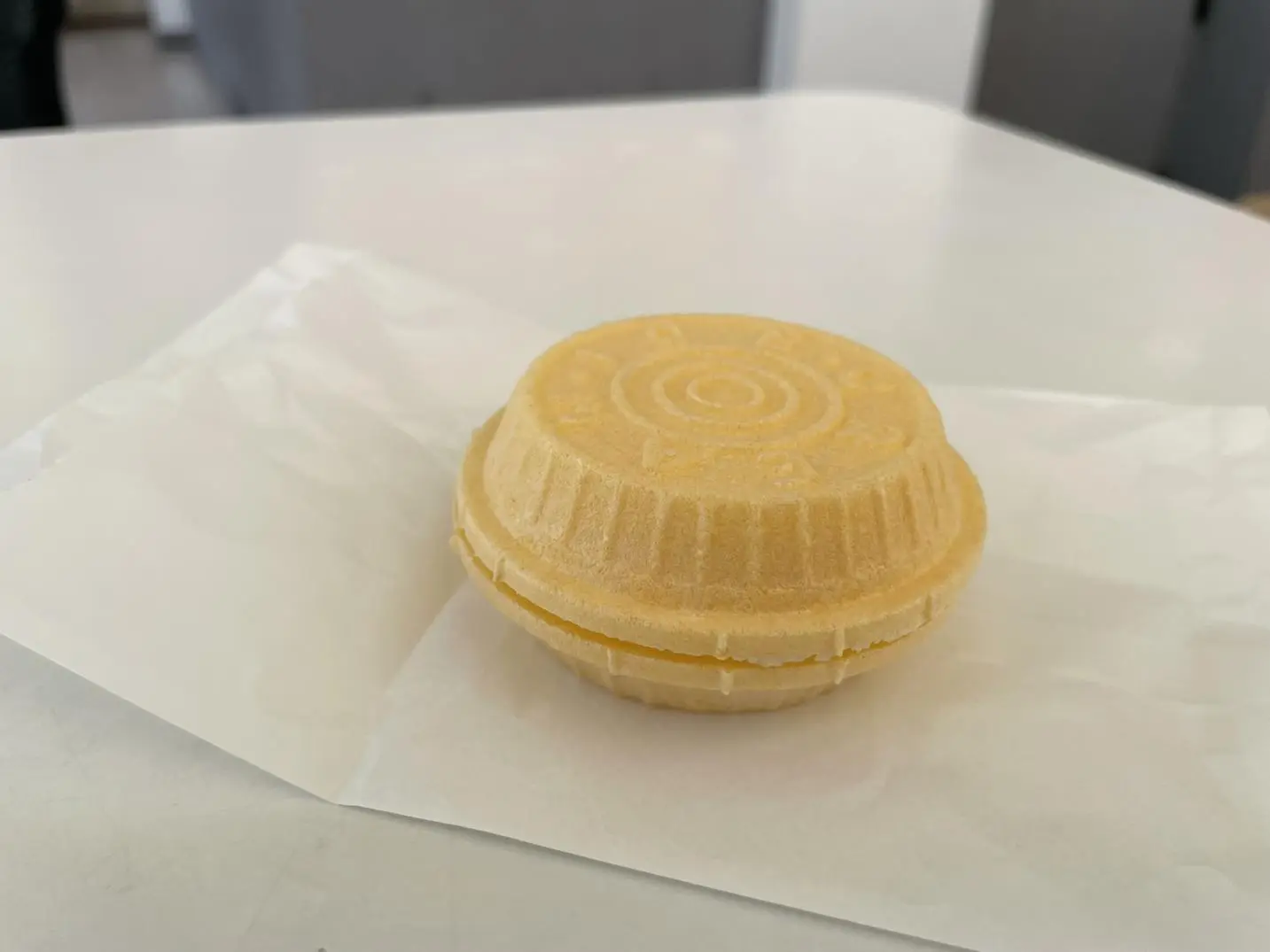 3．昔ながらのモナカを味わえる「山川 山室店」（富山市）-0