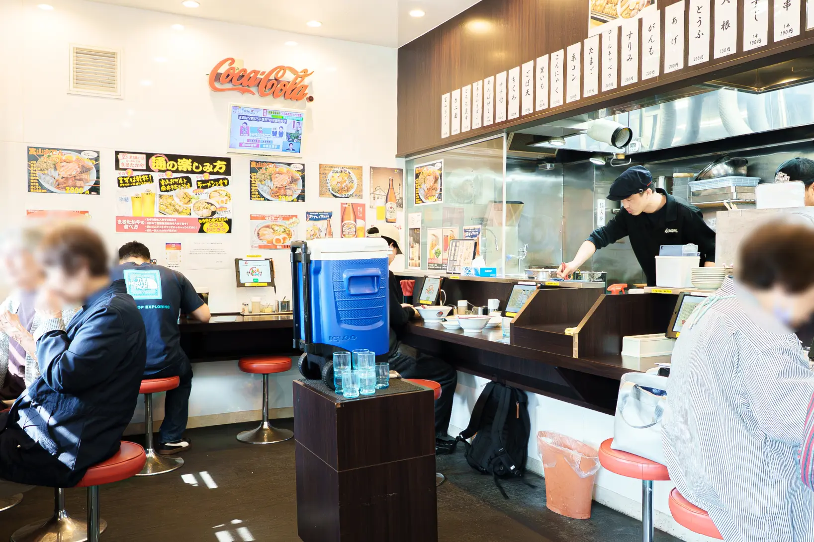 入りやすい店内-0