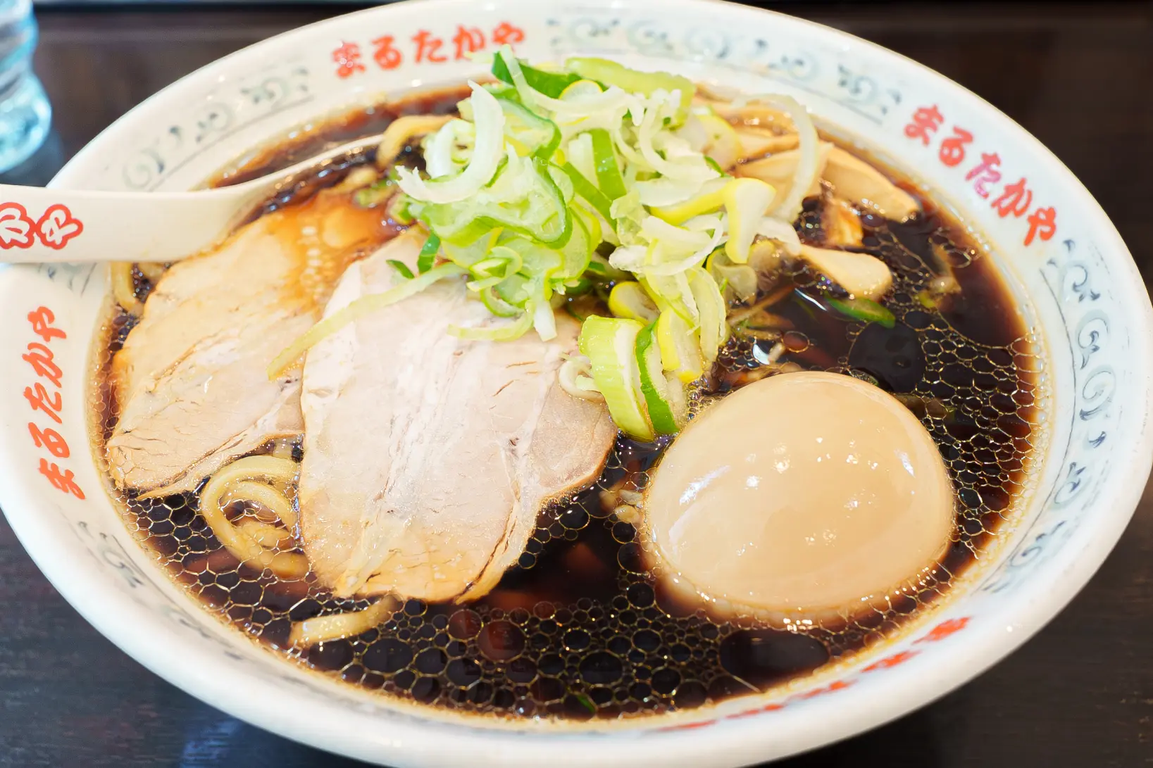コクと旨みのブラックラーメン！-0