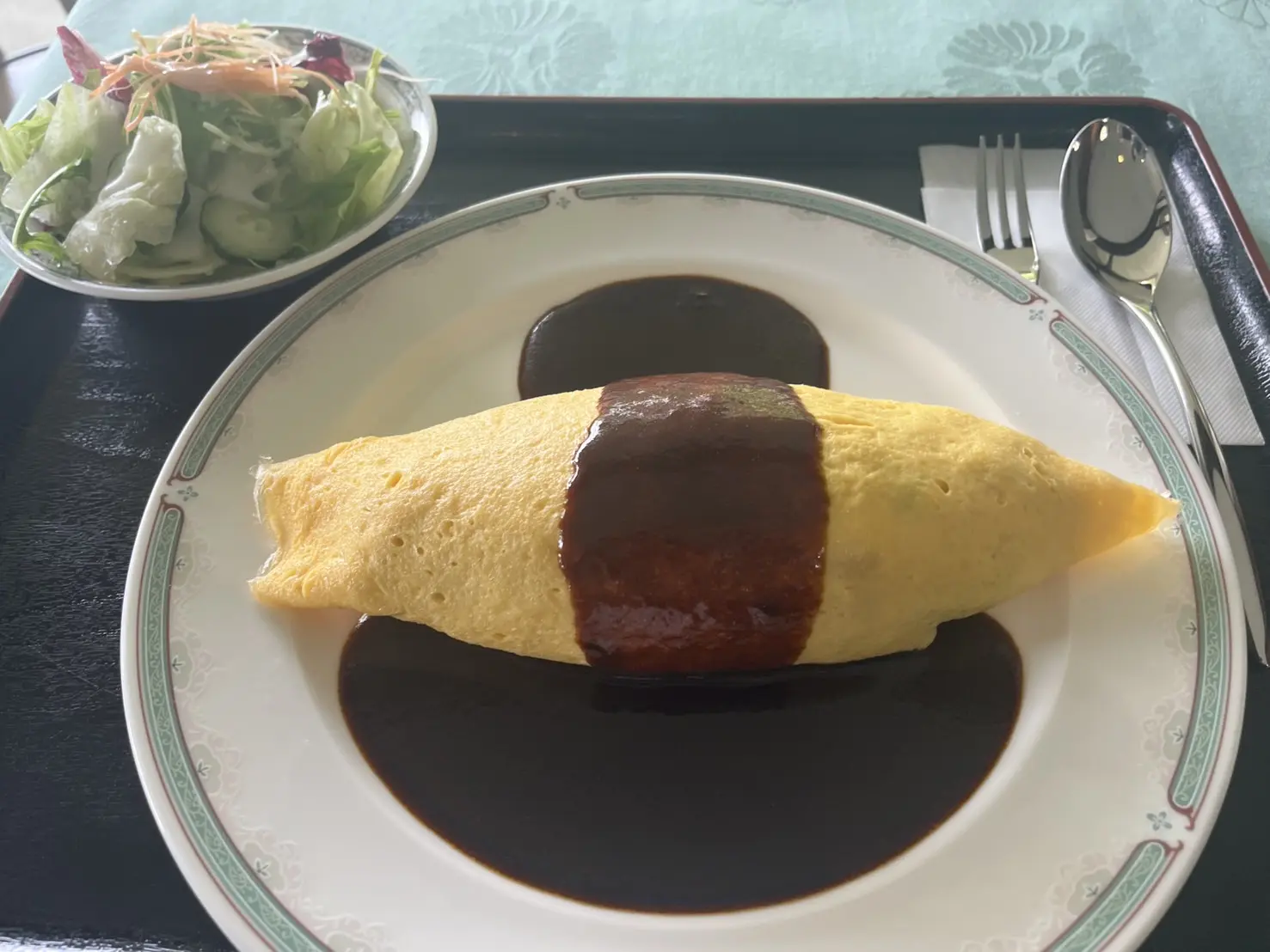 【呉羽カントリークラブ】伝統のオムライスや名物料理が味わえるレストラン-0