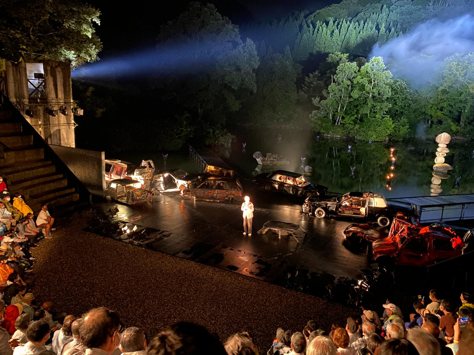 演劇後の酒樽割りで一体感MAX！-0