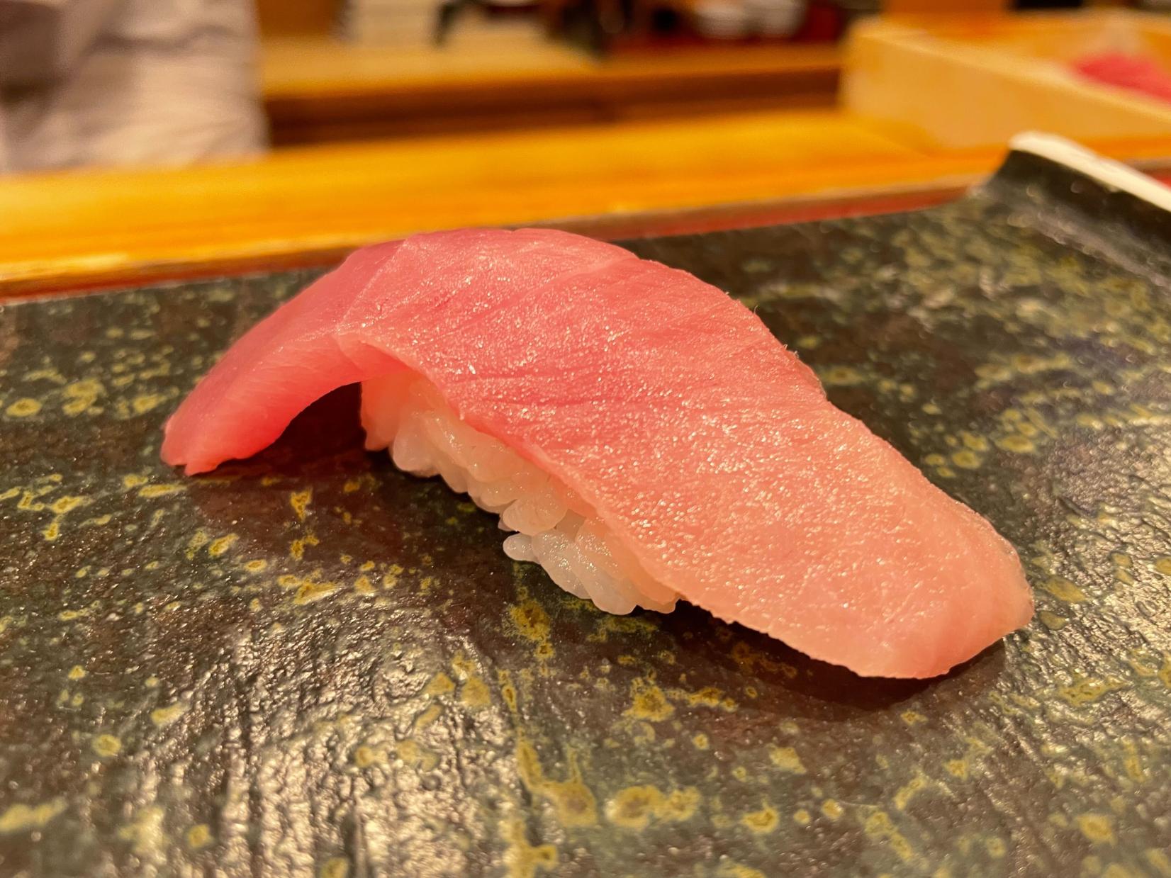 食感とうまみの絶妙なバランスが味わえる富山の魚-0