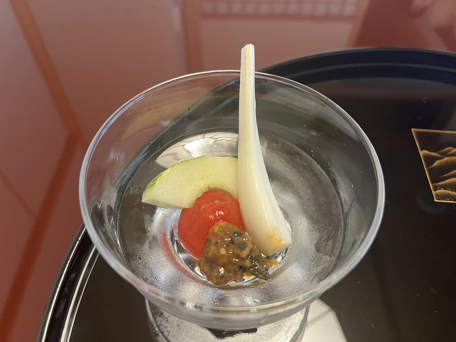 地物食材と伝統工芸品の器にこだわった料理-0