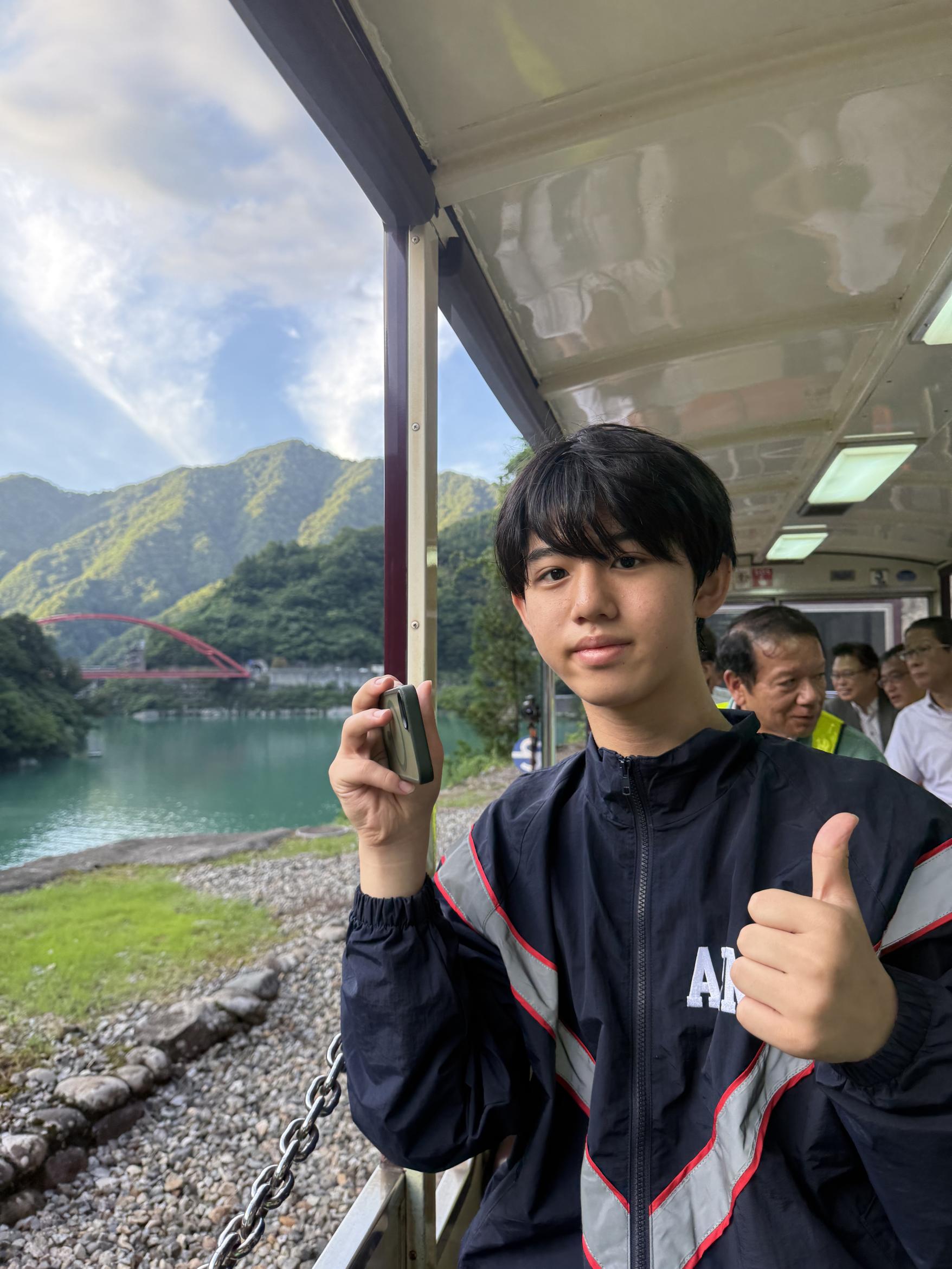 360度自然を感じるリアル・アトラクション　トロッコ電車-1