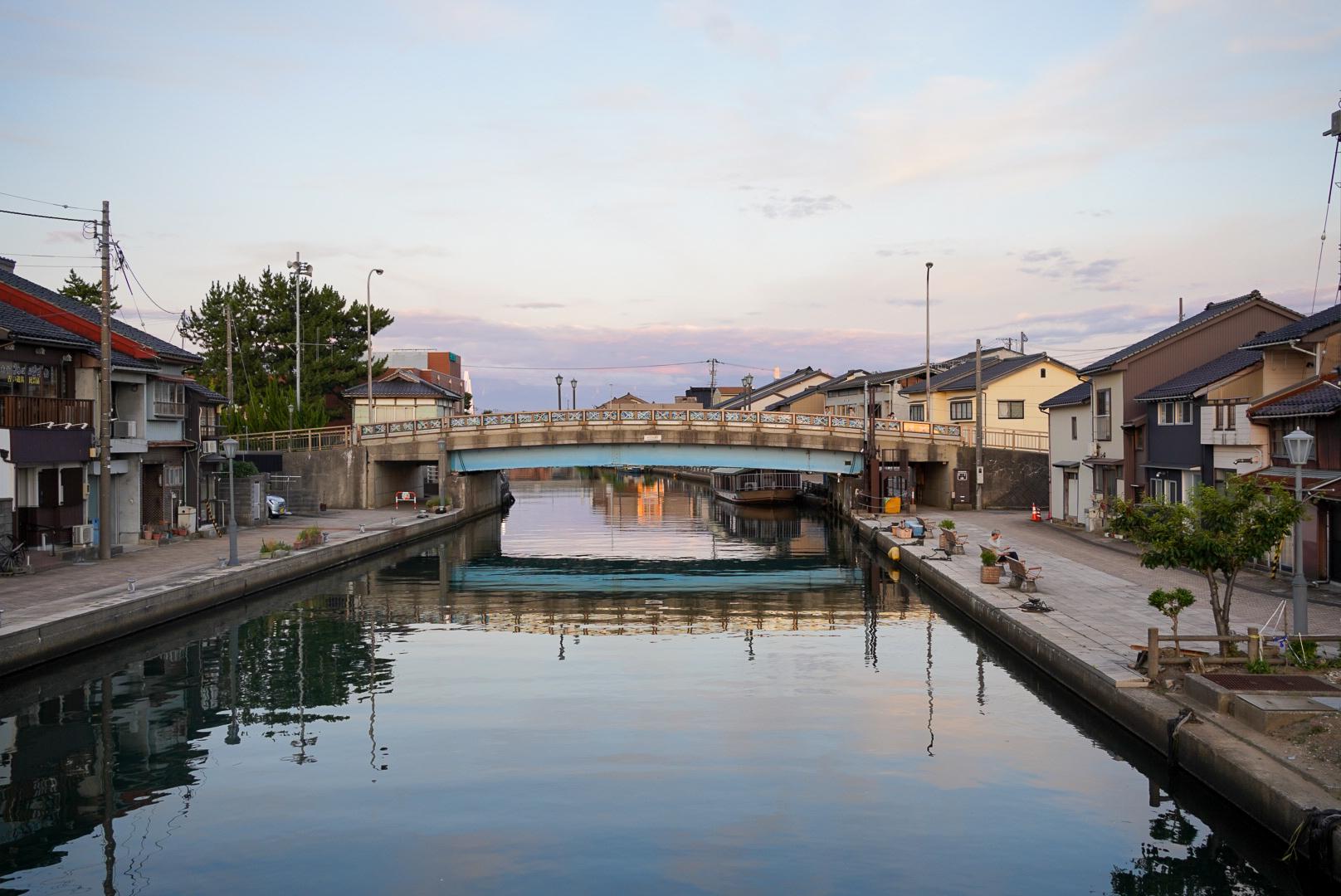 橋から夕日を眺めよう-0