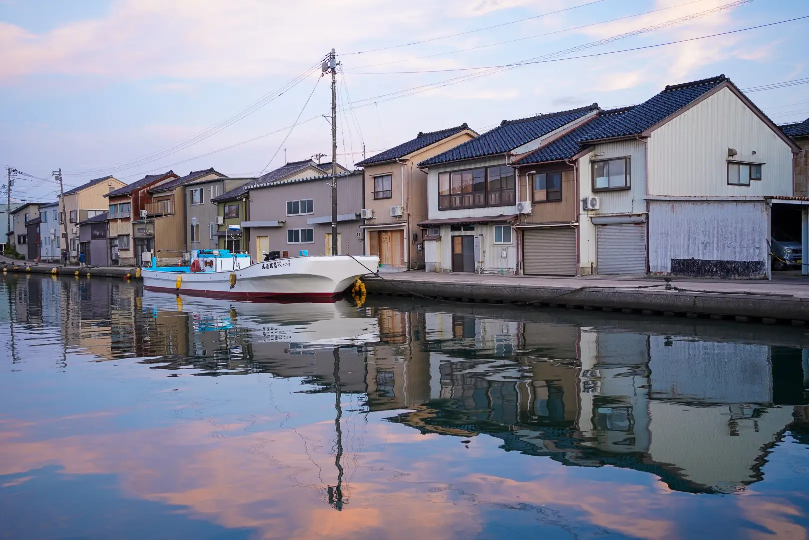 ベンチでゆったり内川時間-0