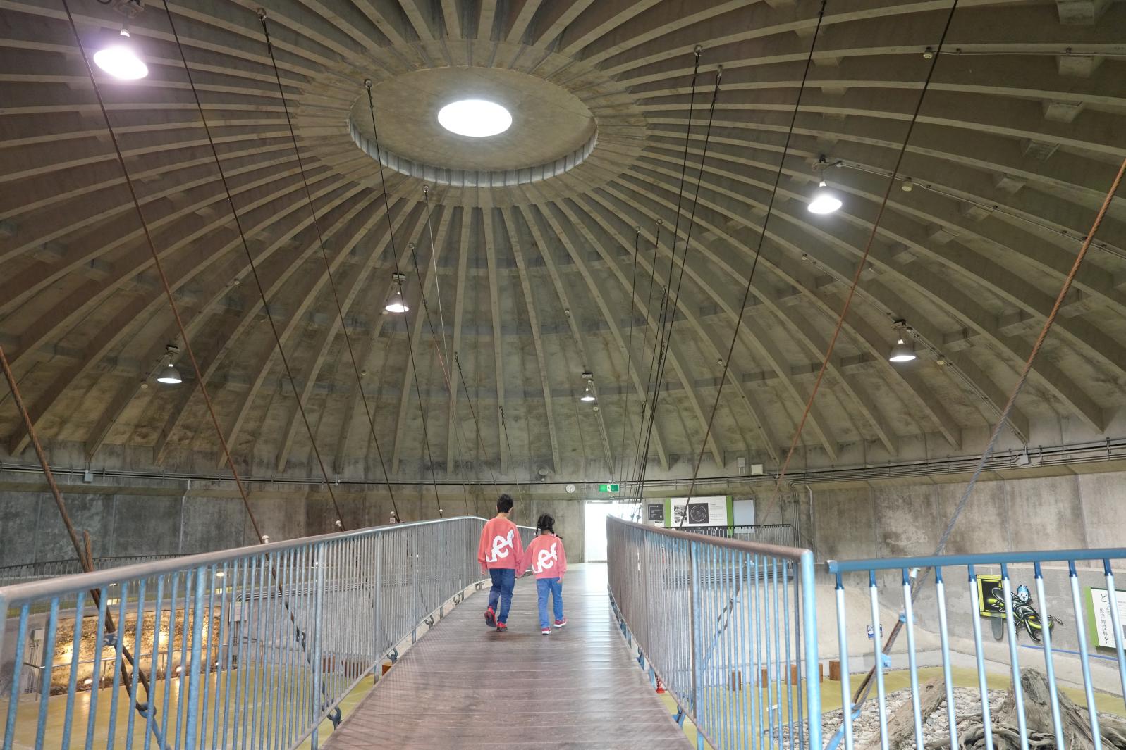 最後に、「ドーム館」へ！-0