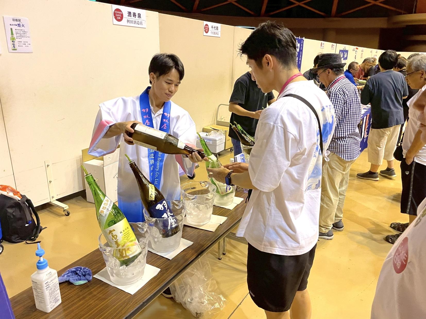 旅の余韻を持ち帰る、富山ならではの酒との出会い-0