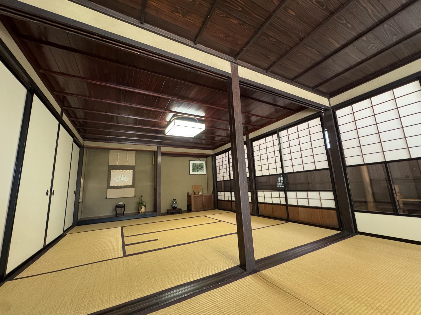 松桜閣（しょうおうかく）の閑静な庭園-1