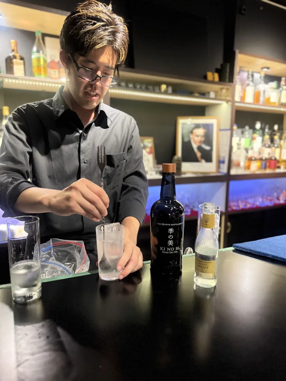お酒とスイーツ、そしてマジックを酒のつまみに-1