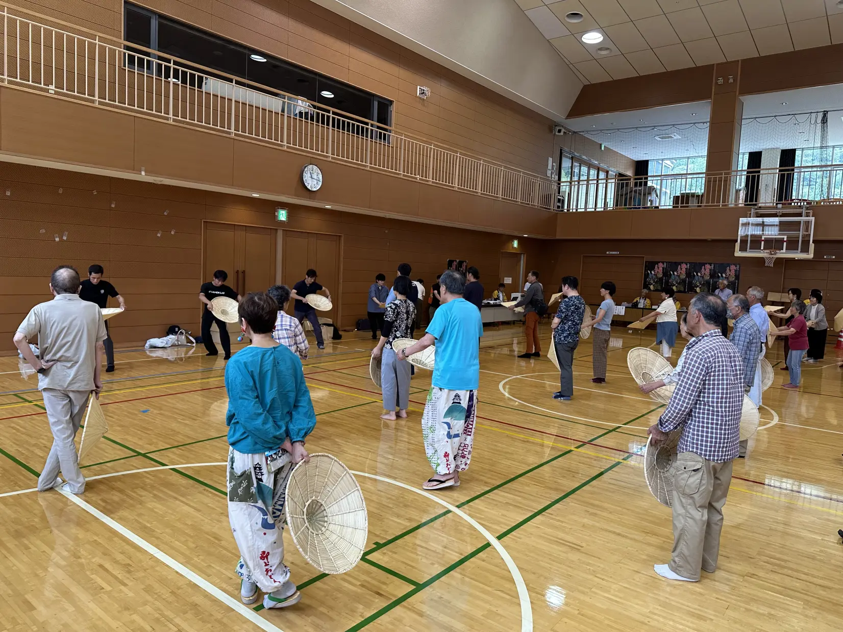 麦屋節の踊りコンクールに挑戦！-1