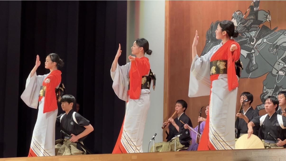 地元ならではの味覚と若さ溢れる舞-6