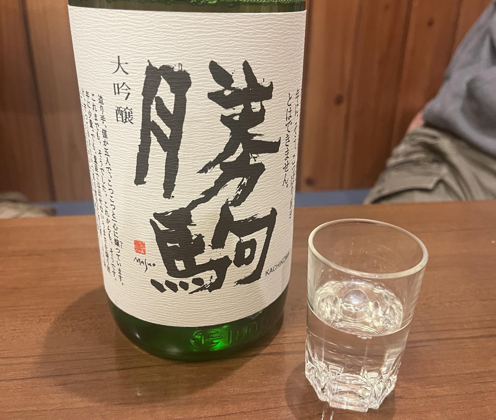 多種類の水が生み出す富山の地酒-0