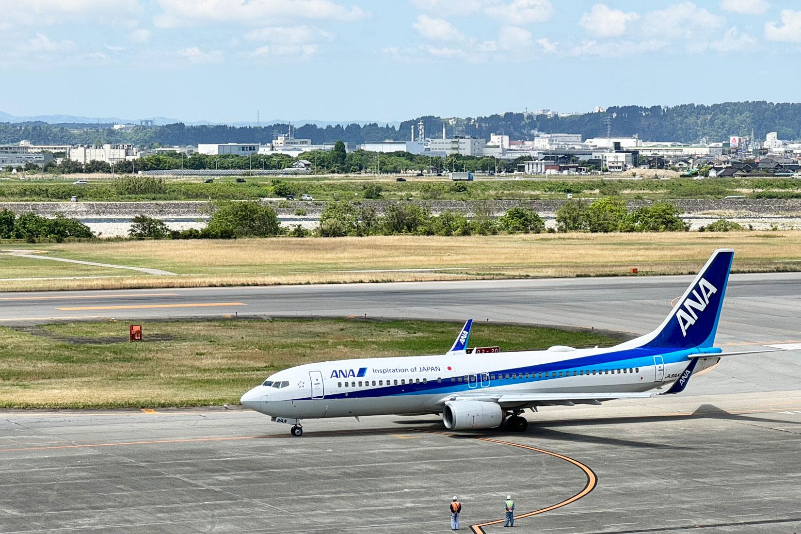 富山空港の基本情報-0