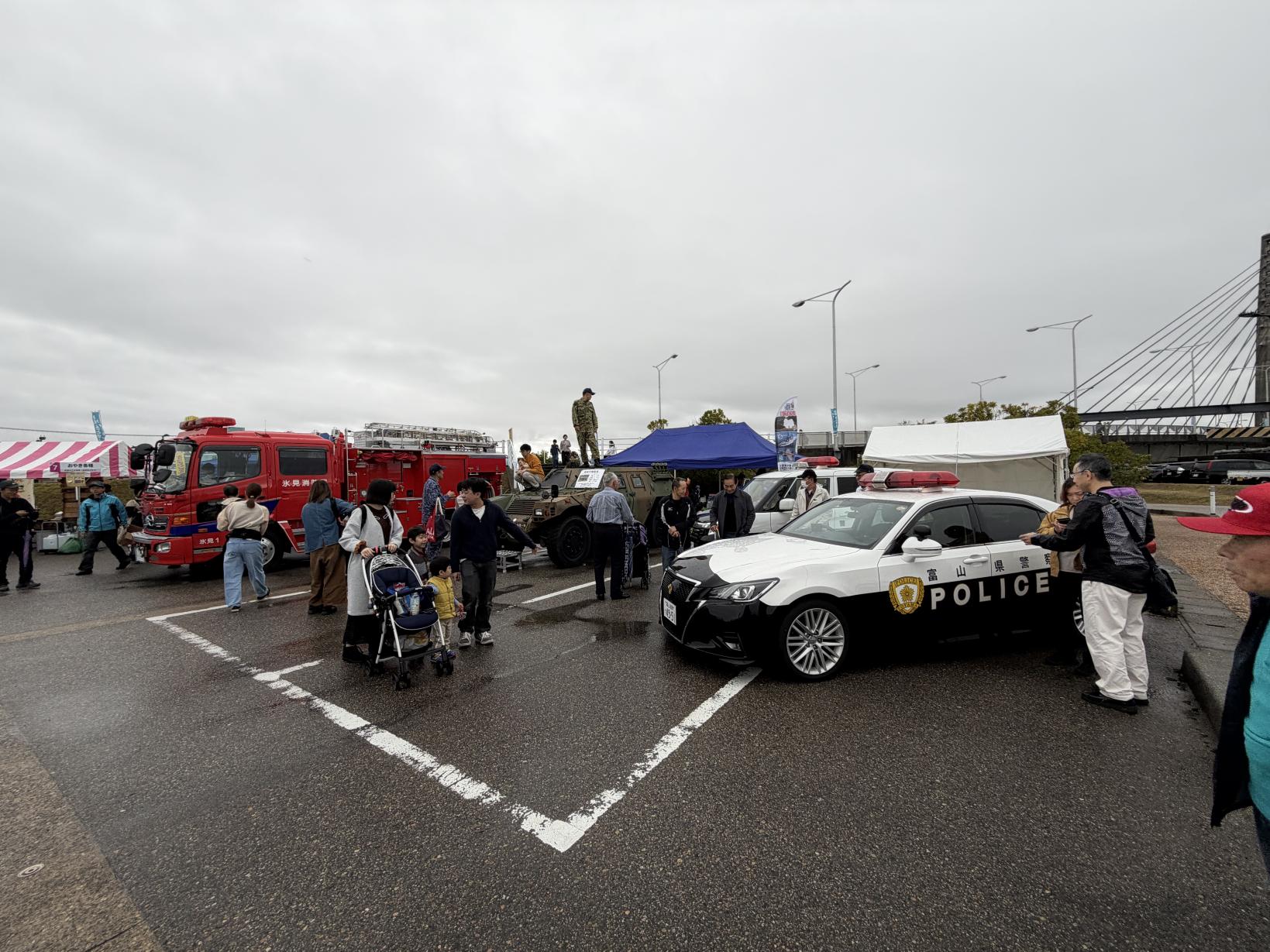 イベント開催当日はあいにくの雨。しかし…-2