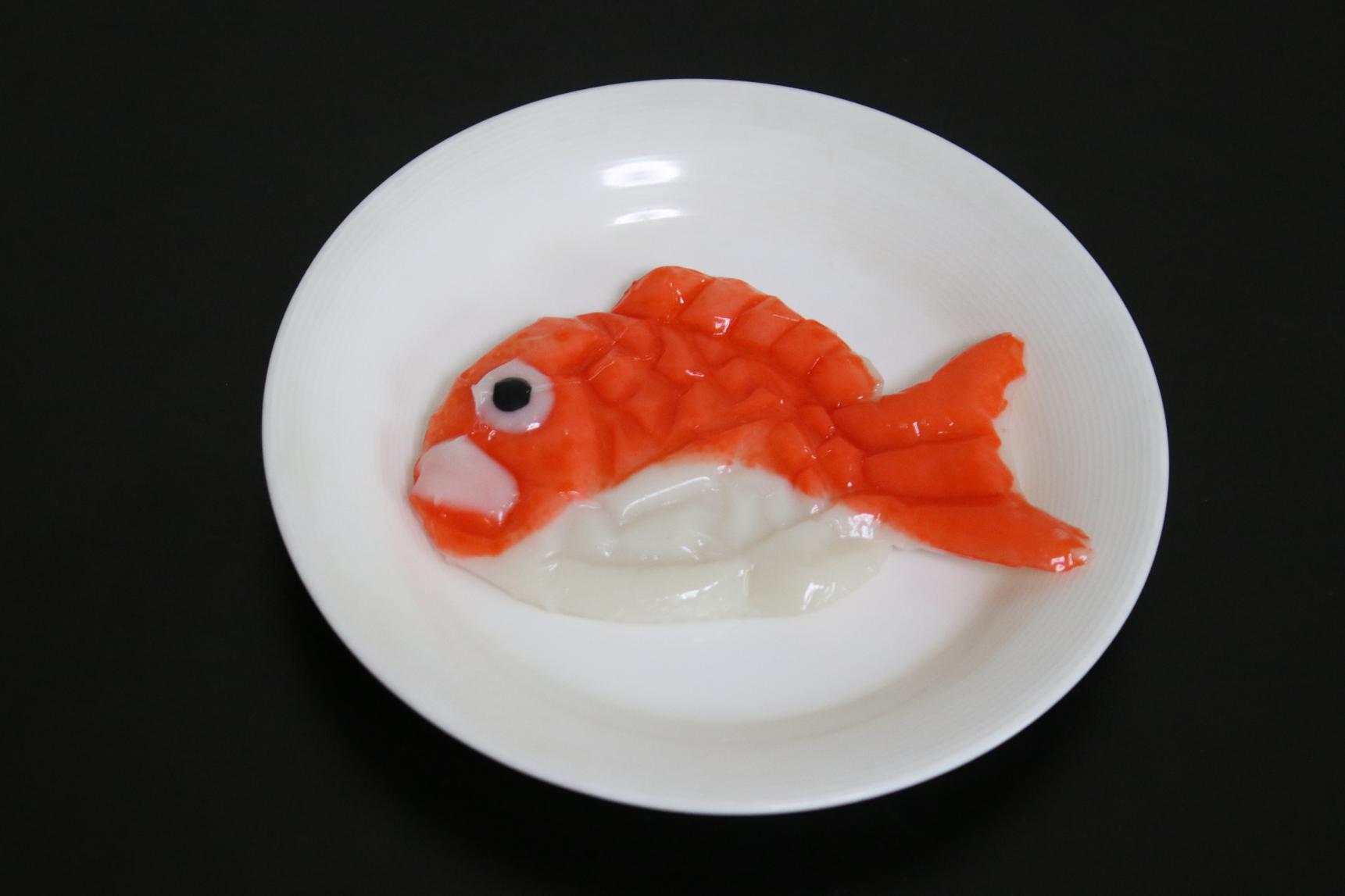 見て楽しい、食べておいしい「梅かま」の「細工かまぼこ」-1