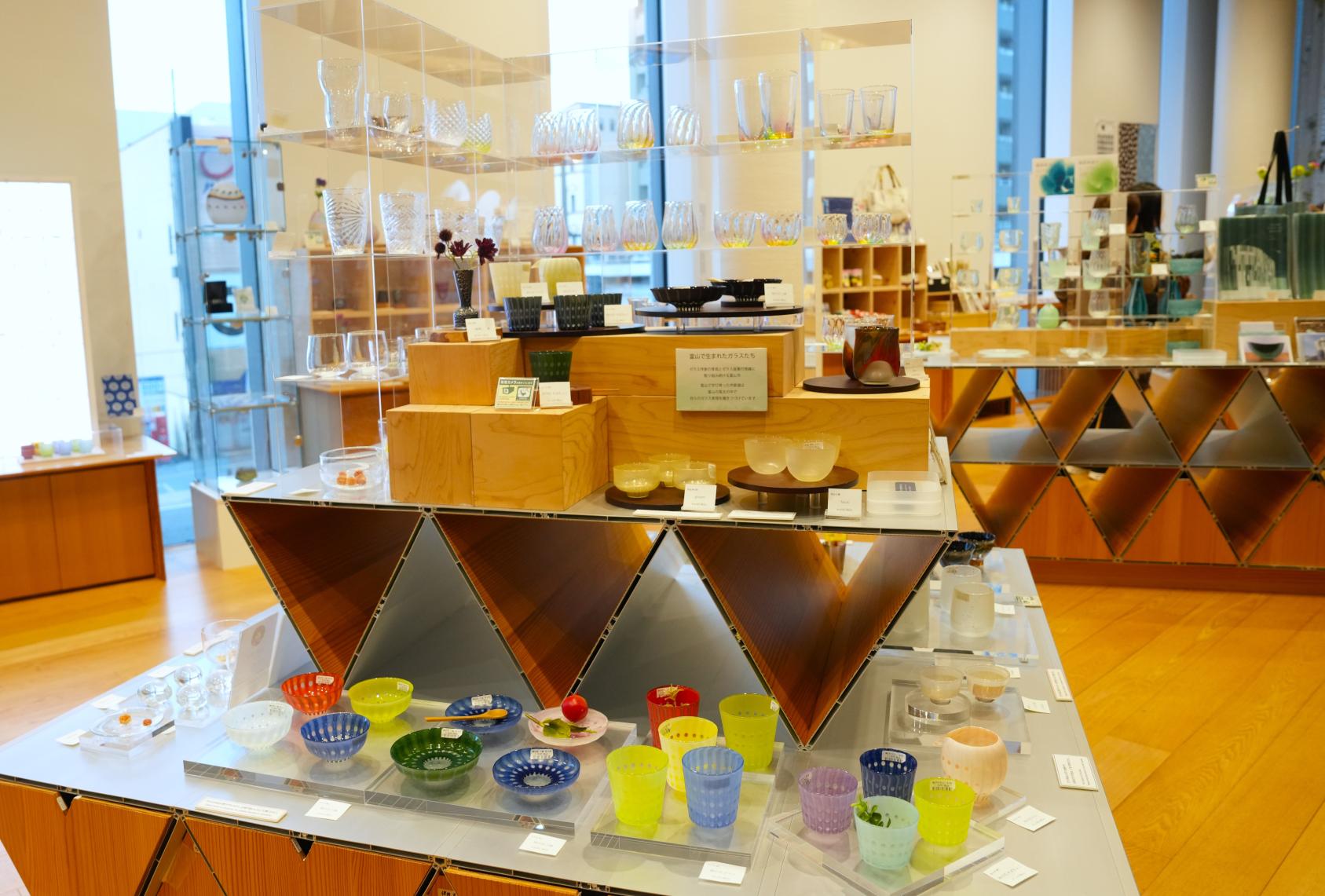 2階　ミュージアムショップ-0