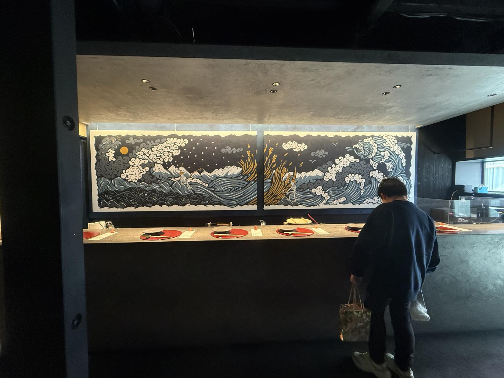 Kentaro Yoshida さんによる圧巻の壁画-1