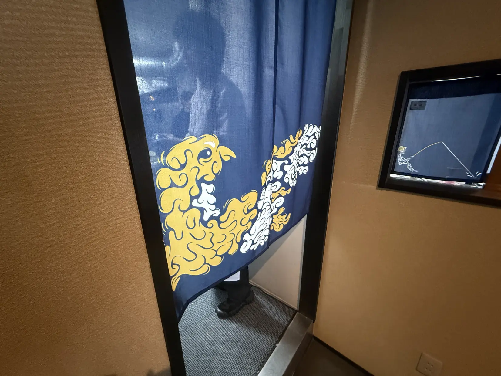Kentaro Yoshida さんによる圧巻の壁画-2