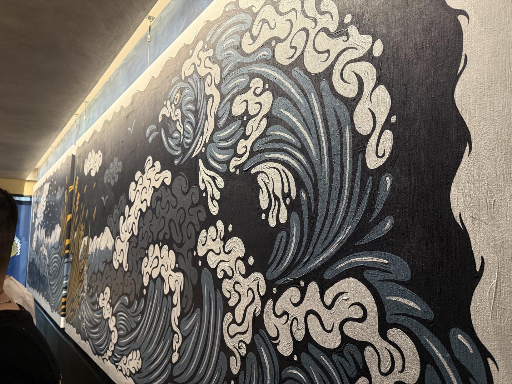 Kentaro Yoshida さんによる圧巻の壁画-0