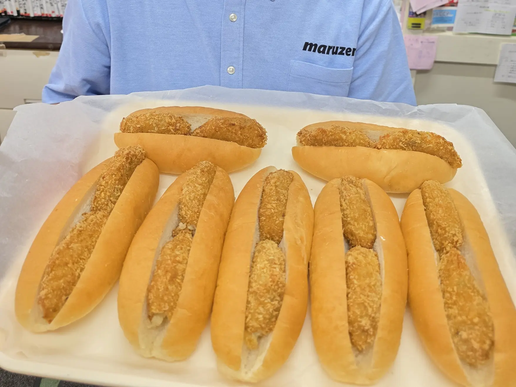 まずはコロッケパンを実食！-0