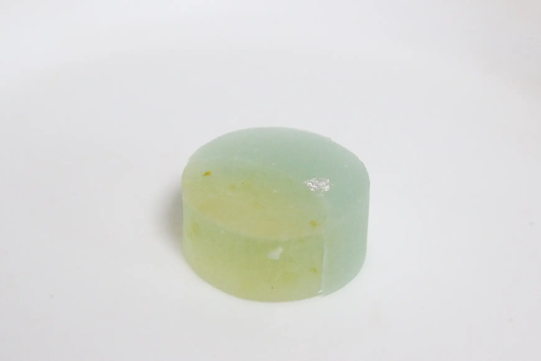 目を奪われる美しさの琥珀糖「瑞玉（みずたま）」-1