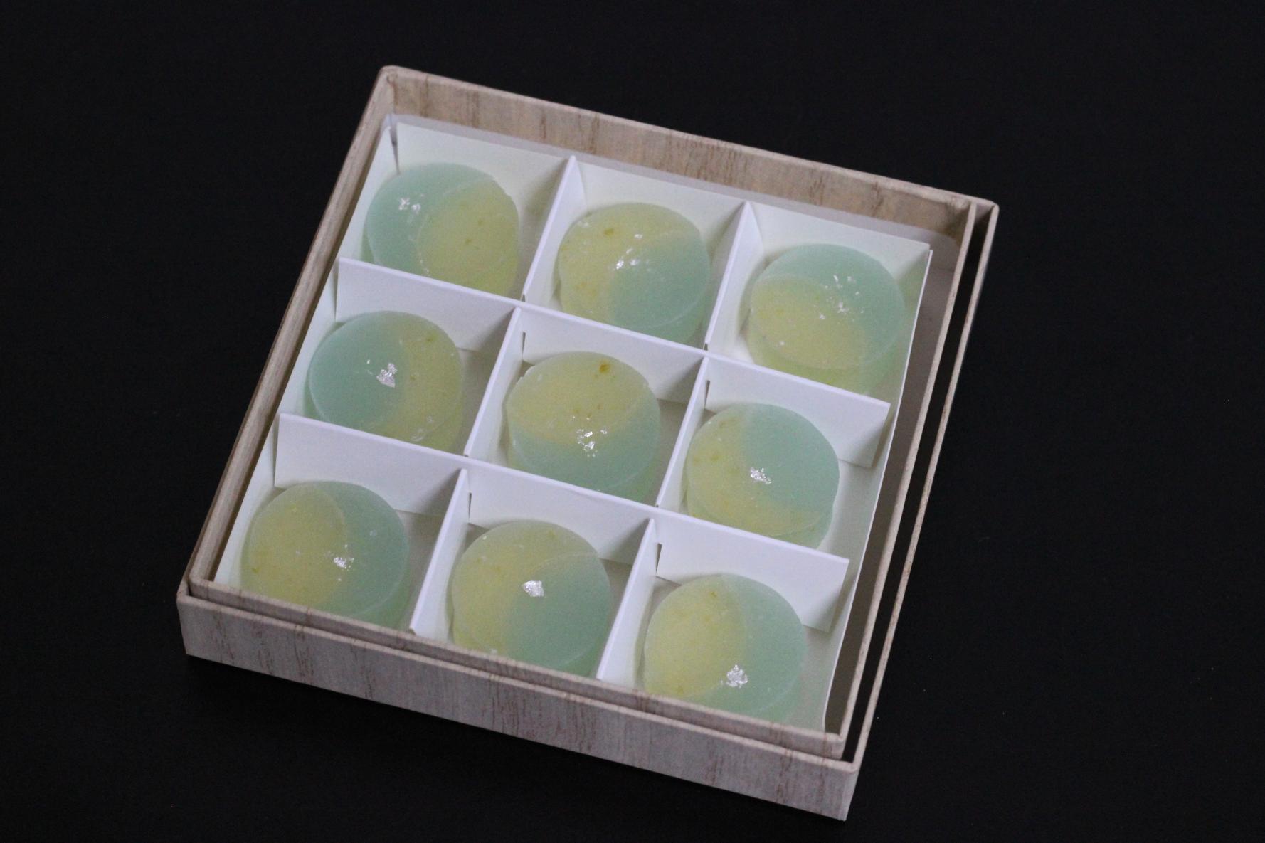 目を奪われる美しさの琥珀糖「瑞玉（みずたま）」-0