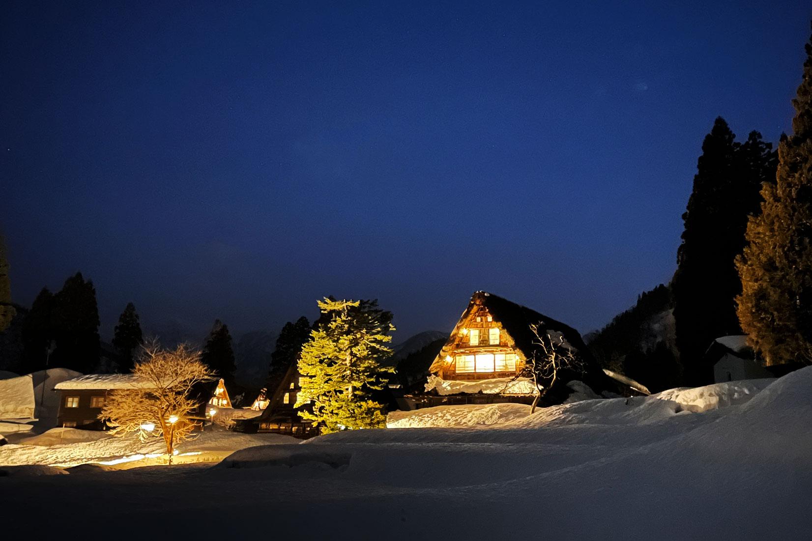 開催日と「ライトアップ」「窓灯り」の違い-0