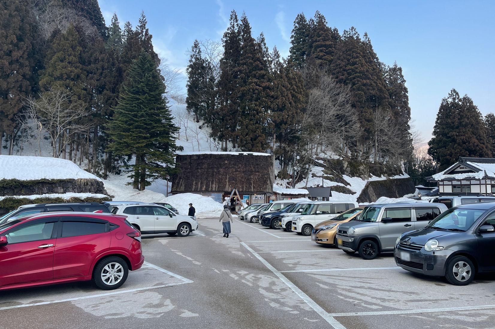 駐車場とアクセス-0