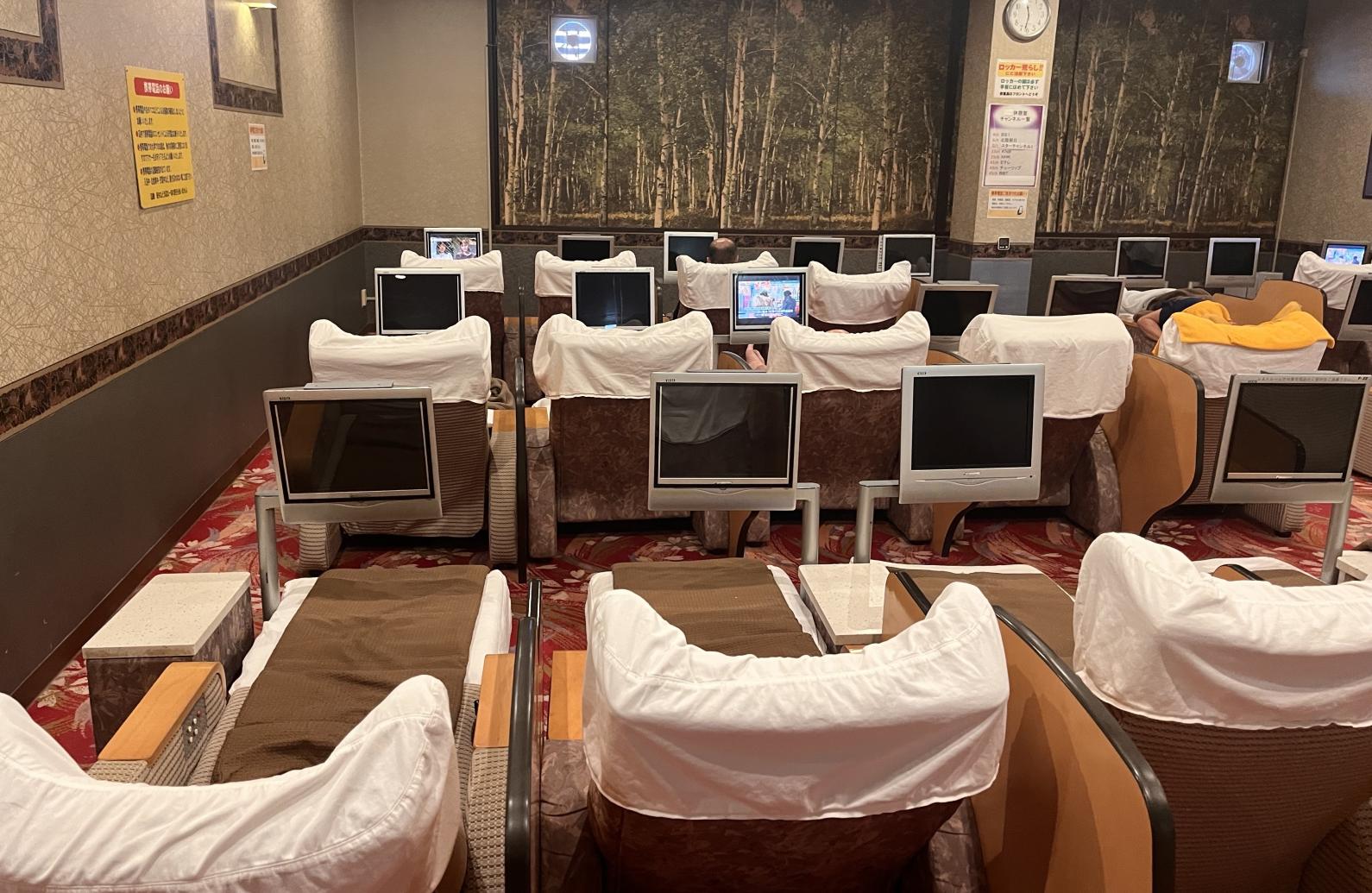 余韻を抱えて、朝へ-0