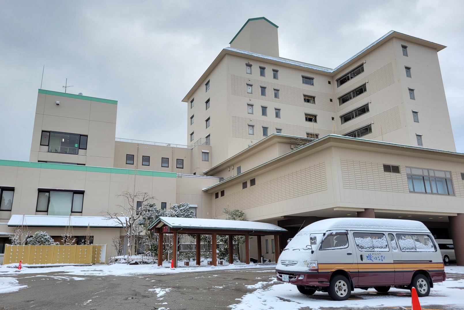 「氷見線 雨晴駅」からも送迎有！高台にあるお宿！-0