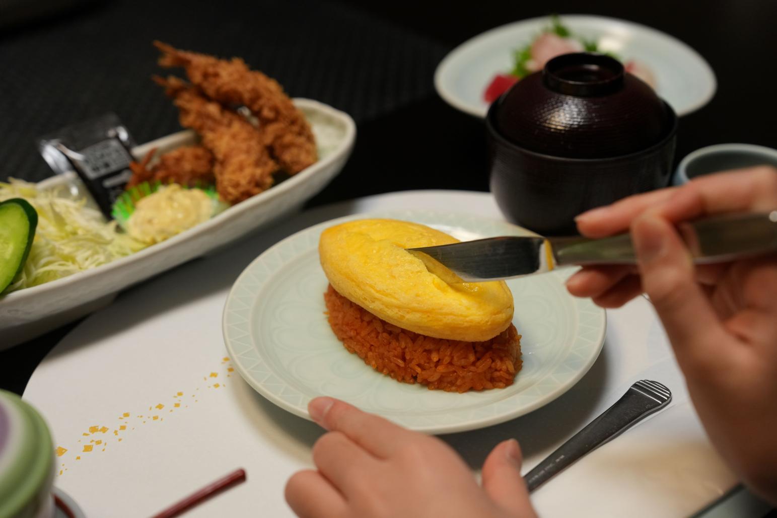 大好きが詰まった豪華な夕食（子どもむけ）-1