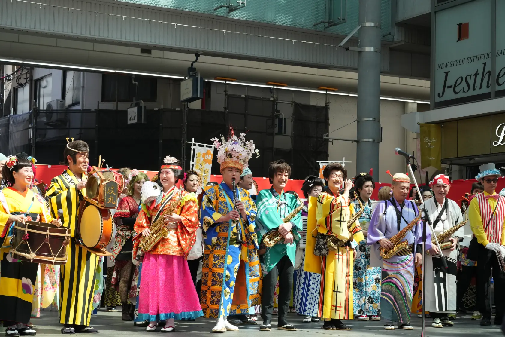 富山の春のイベント】「全日本チンドンコンクール」で街が華やぐ瞬間を