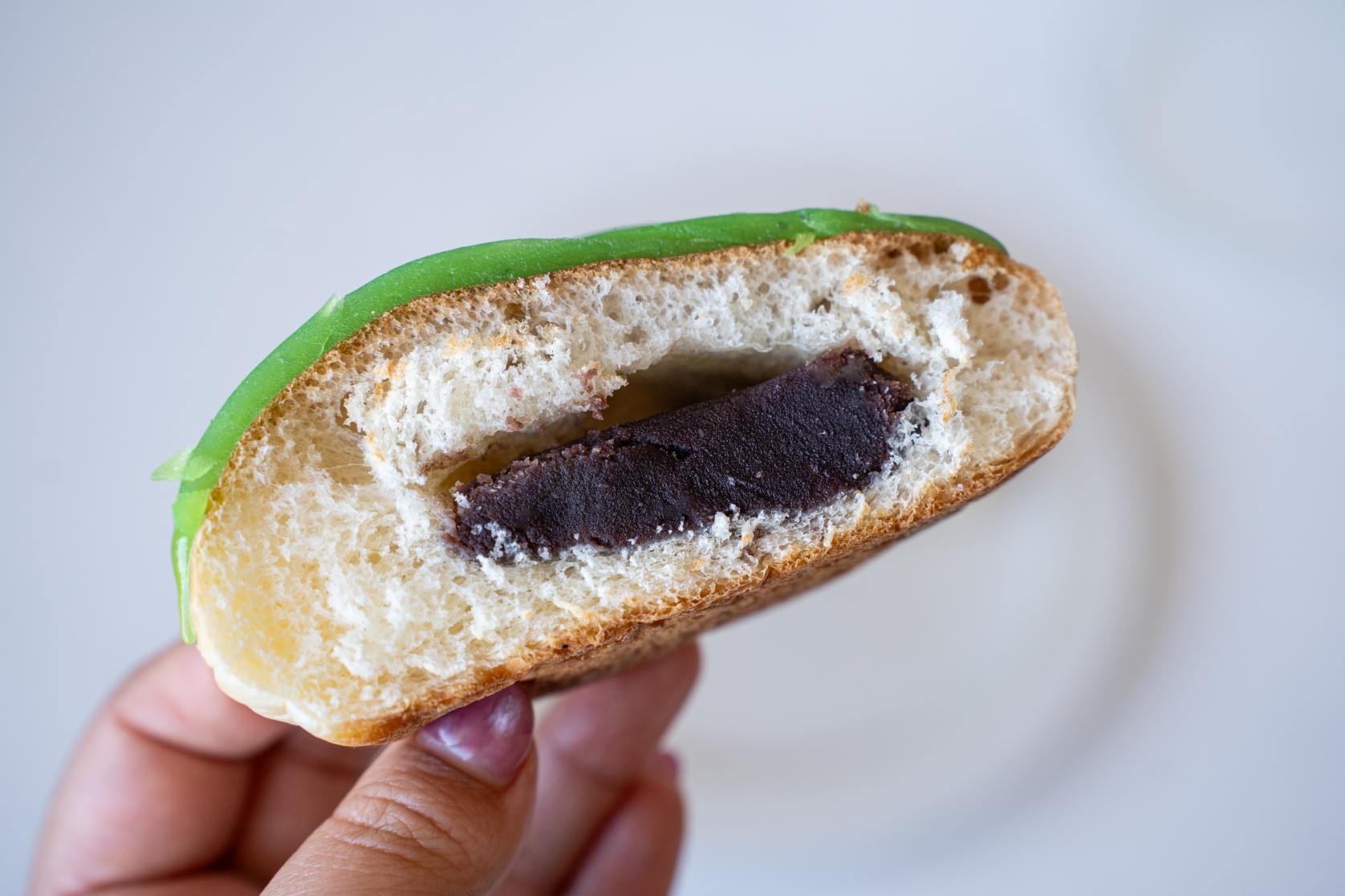 富山のご当地パン「ヒスイパン」-1