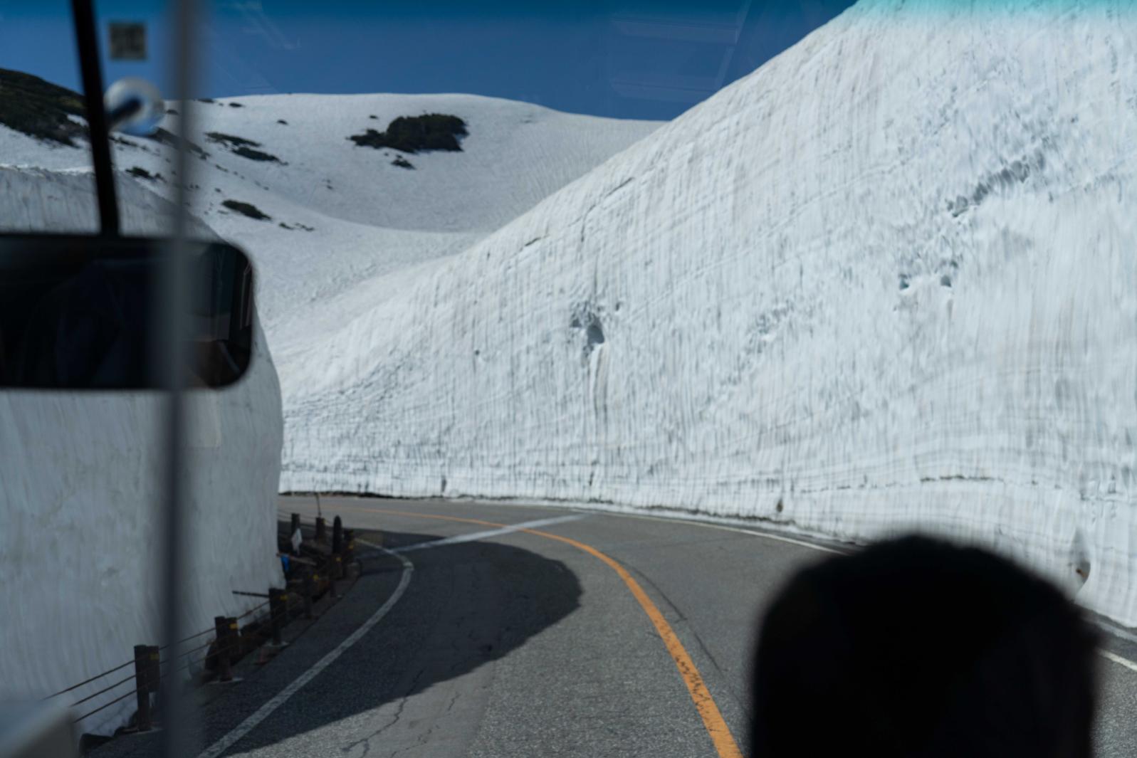 【6月の立山室堂】雪とアウトドアを楽しむ-1