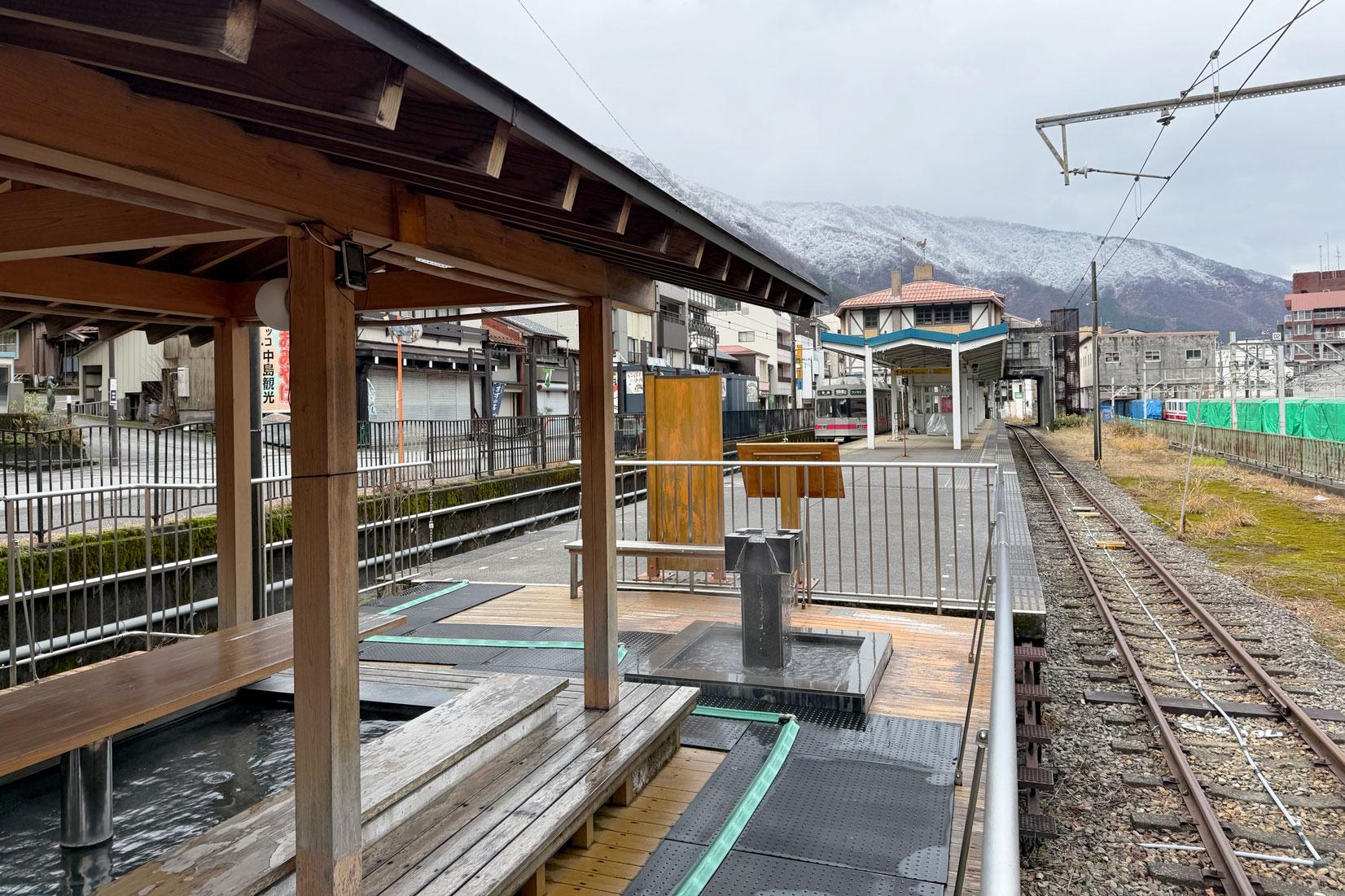 ブロンズ像巡りのコツと休憩スポット-0