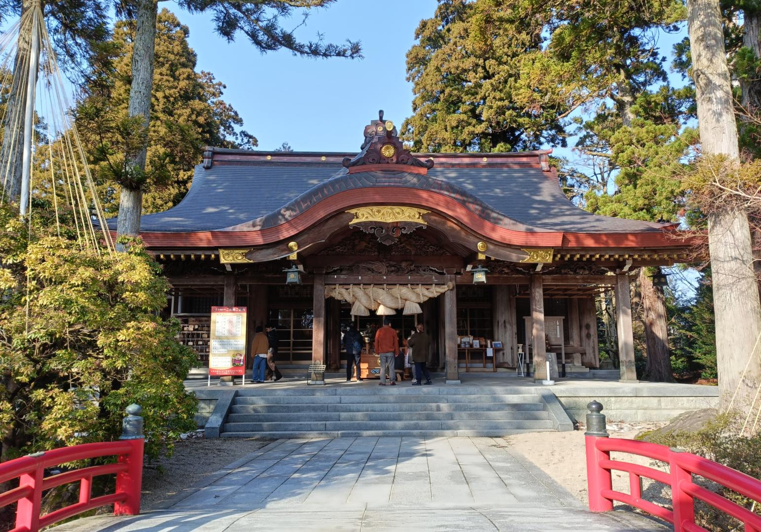 【越中一宮 高瀬神社】～兎のモチーフに癒される社-0
