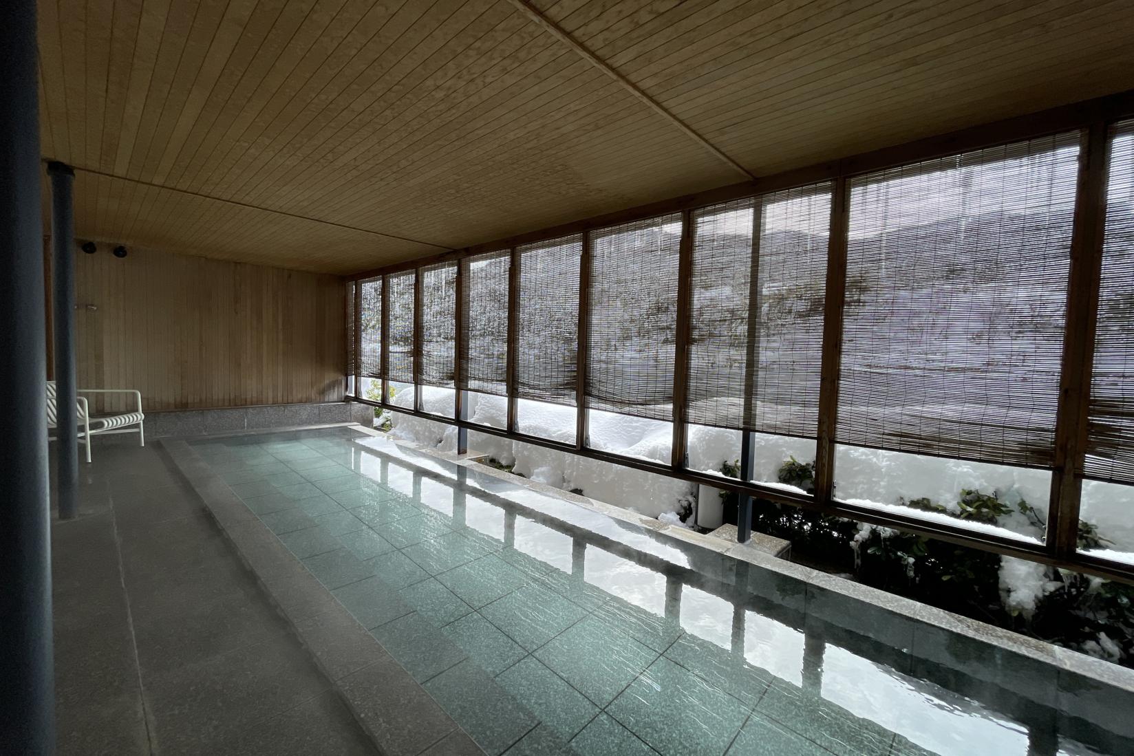 サウナと温泉へ-1