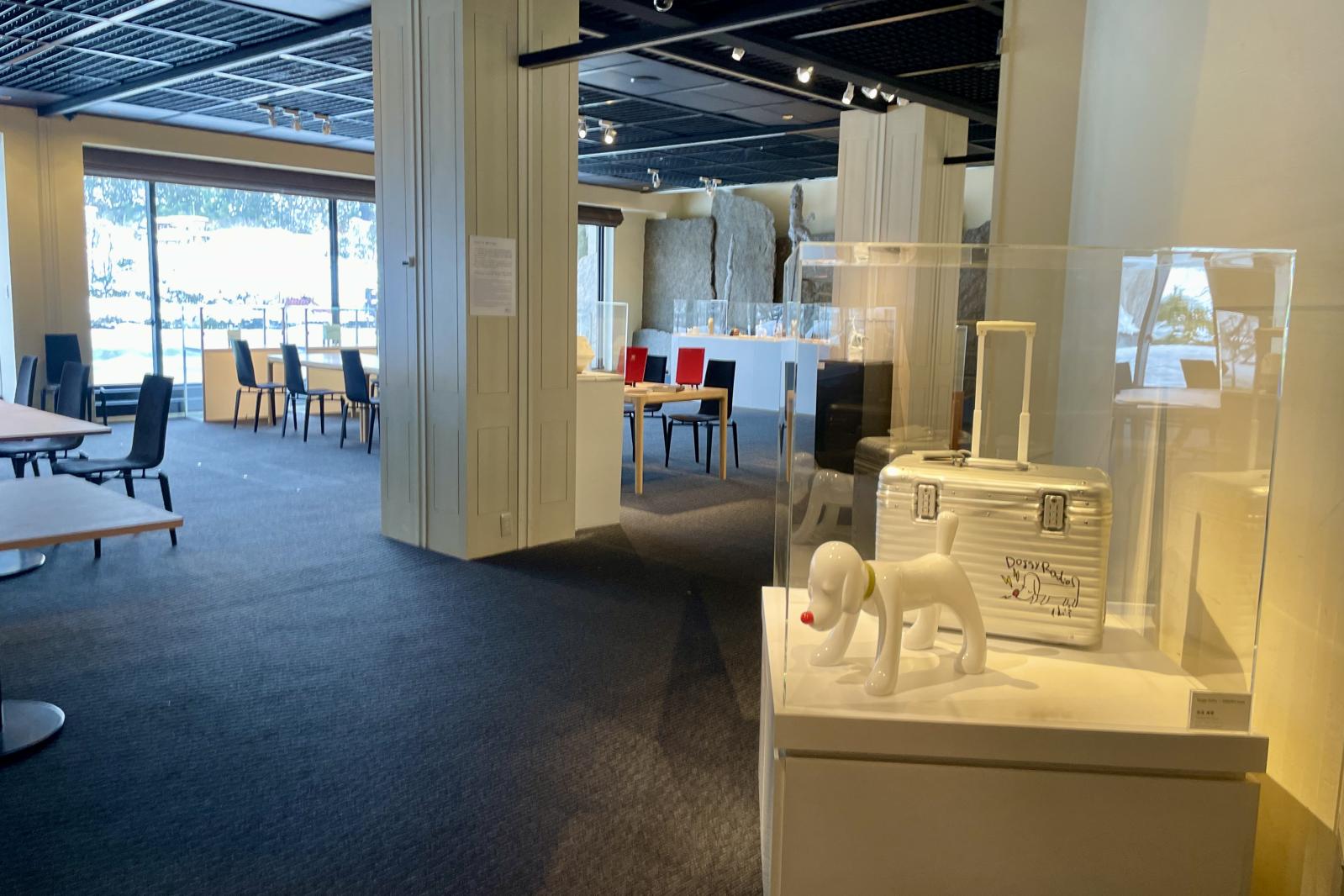 ホテル内の散策も楽しい-0