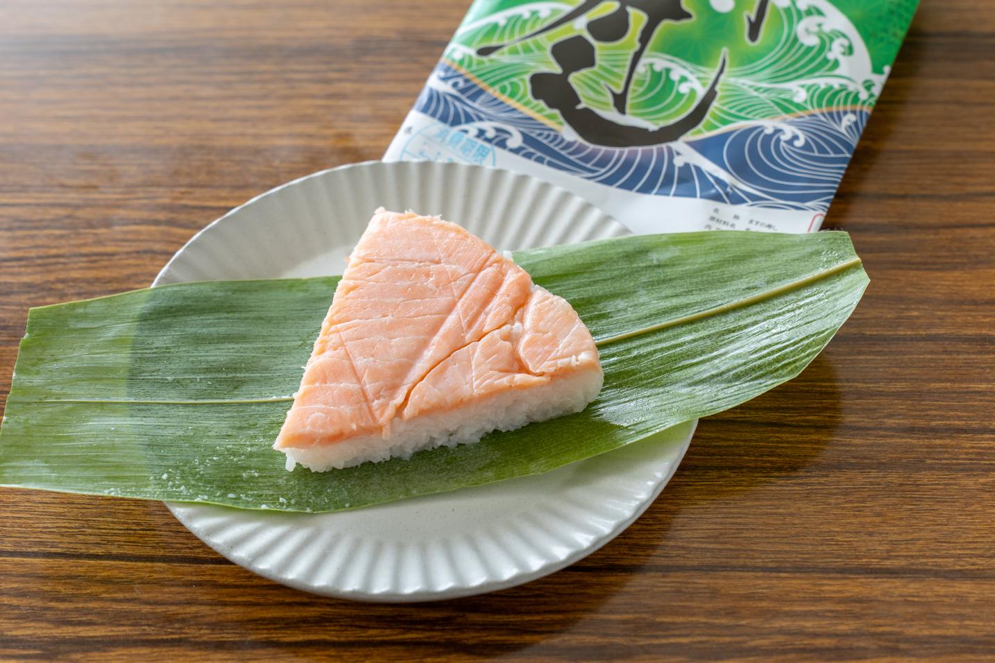 富山名物・ます寿司を食べ比べ！駅チカで買える9種類を徹底比較 | ふぉとやまライター | 【公式】富山県の観光/旅行サイト「とやま観光ナビ」