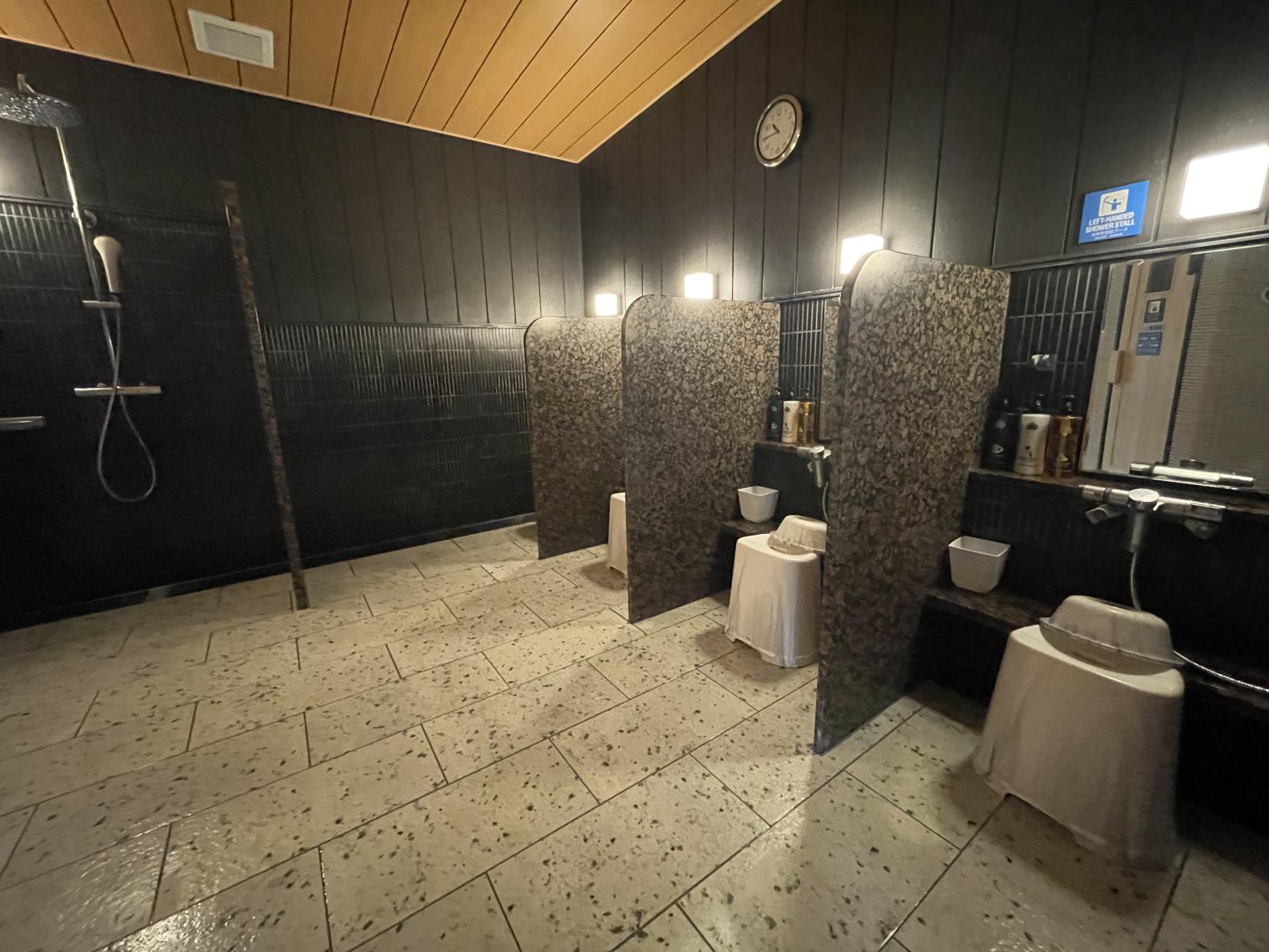 早速、サウナへ！-0