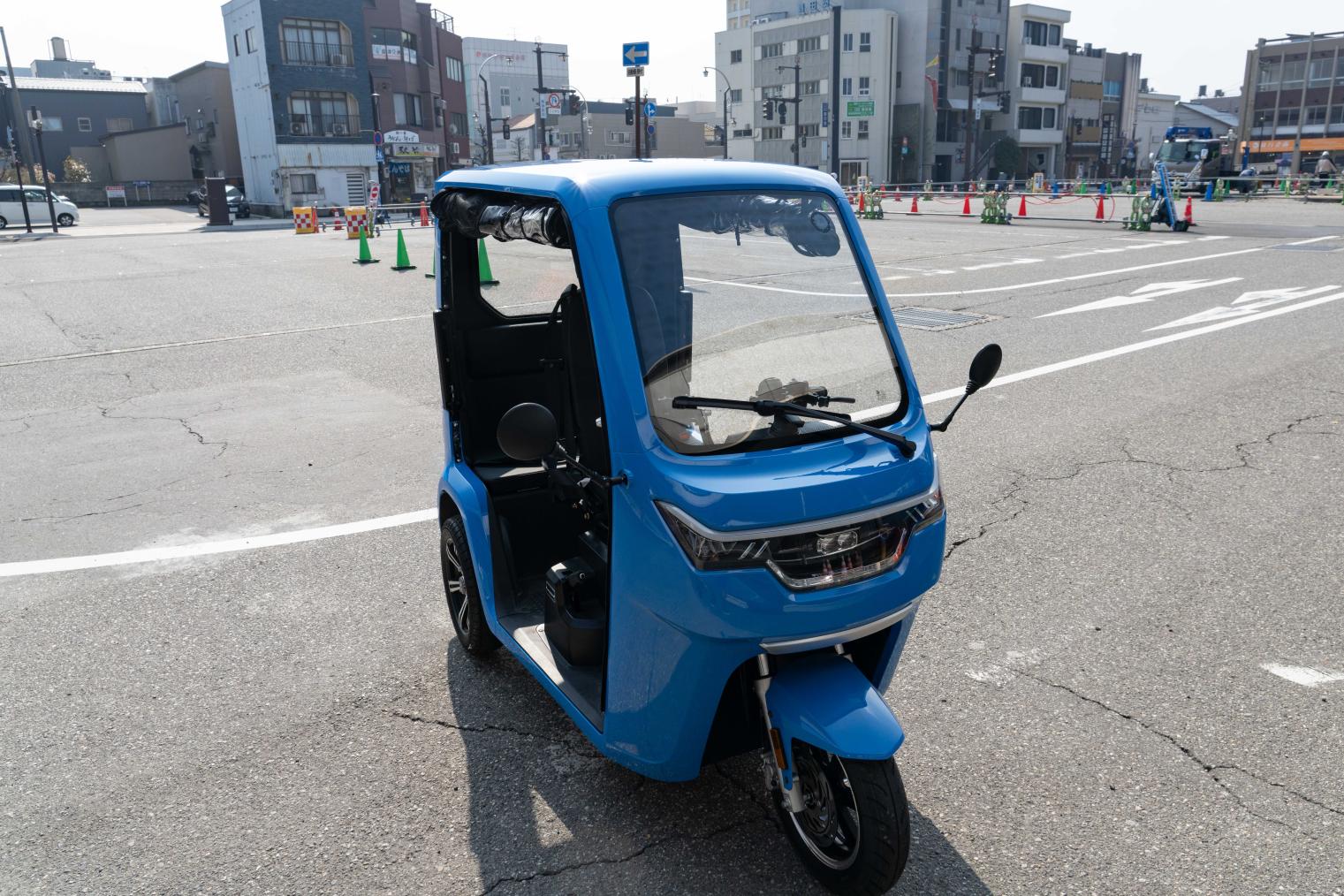 魚津駅で「トゥクる」をレンタル！　出発前に練習します-0