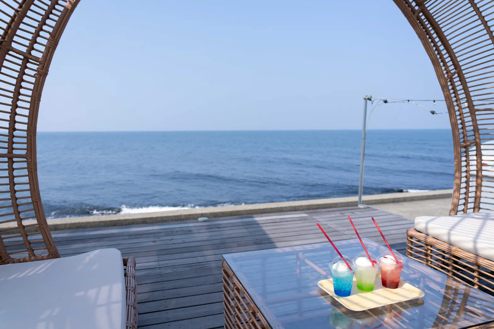日本海が一望のカフェ『+met（タスメット）』へ-0