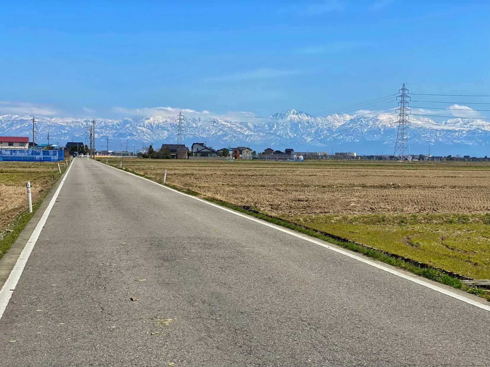 1-3.　田園風景からの立山連峰（25km～36km地点）-0