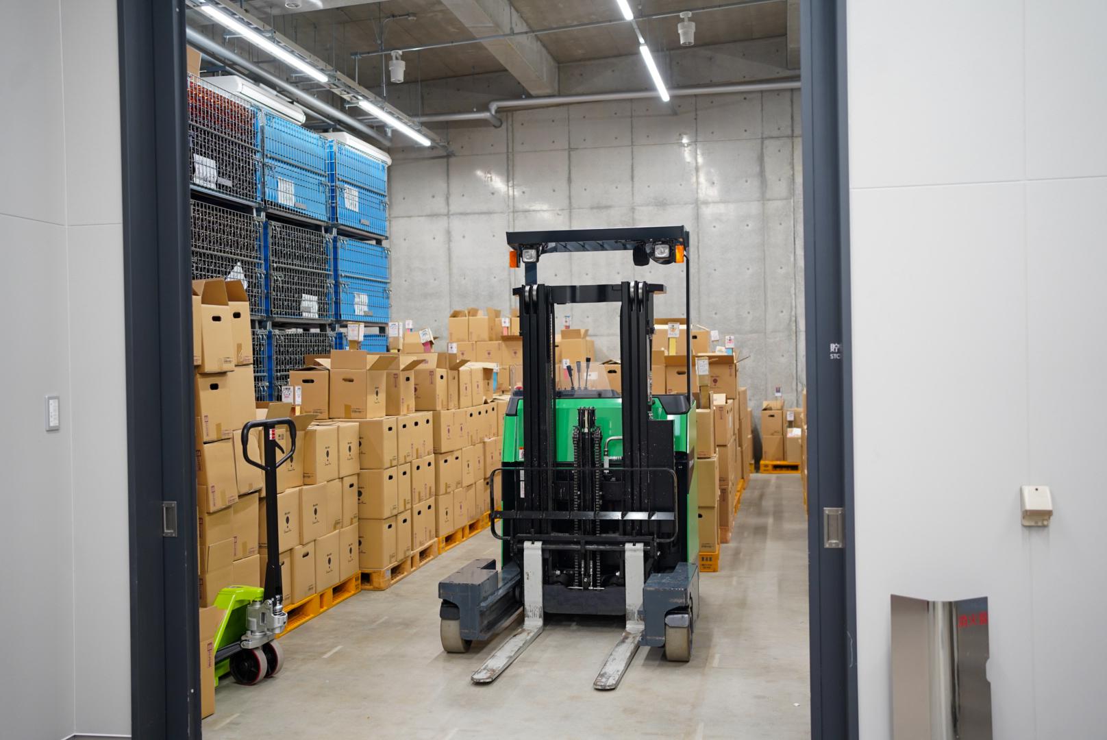 工場もじっくり見学できる-6