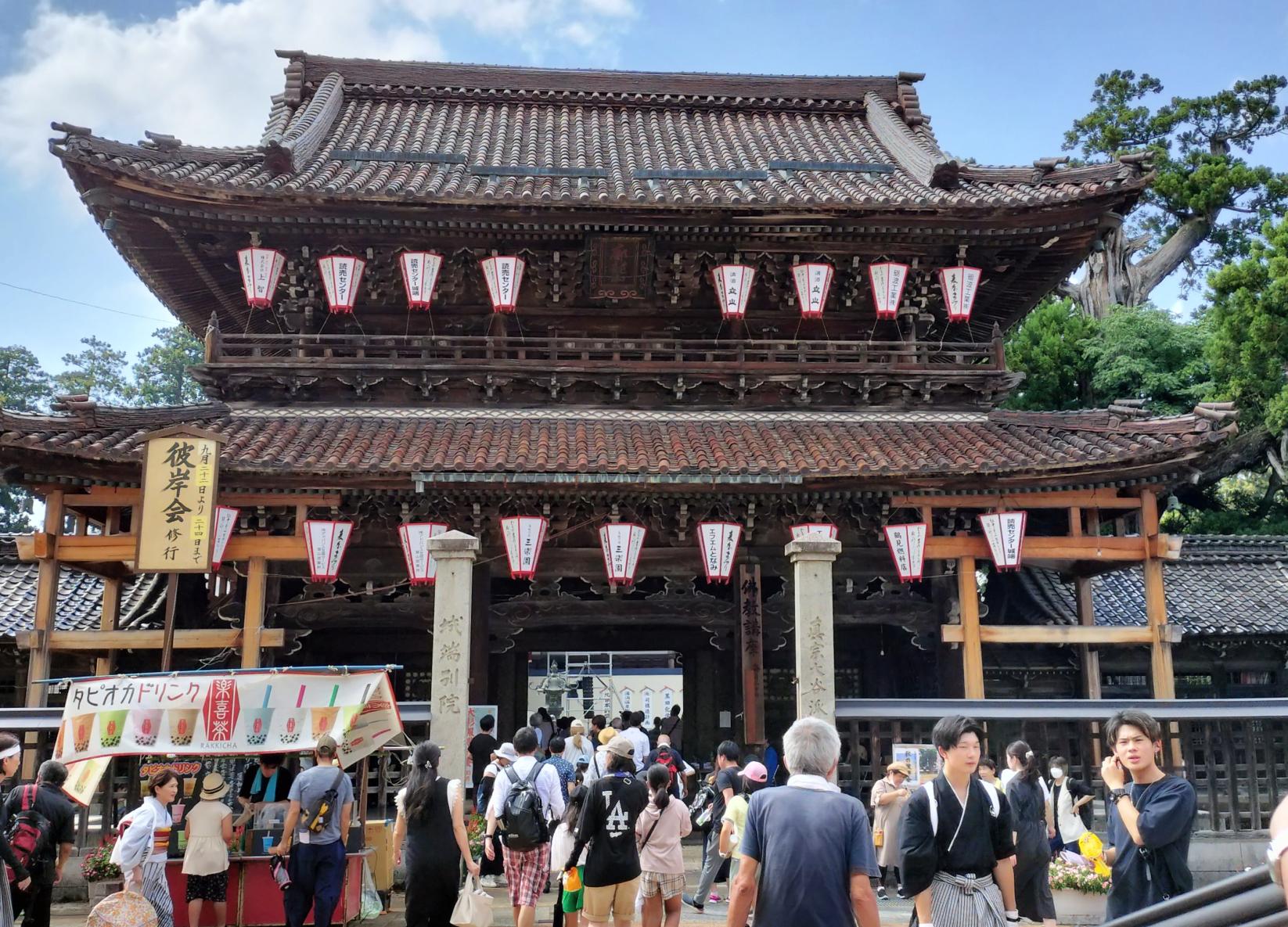 【城端別院 善徳寺】～越中の小京都「城端」に建つお寺-0
